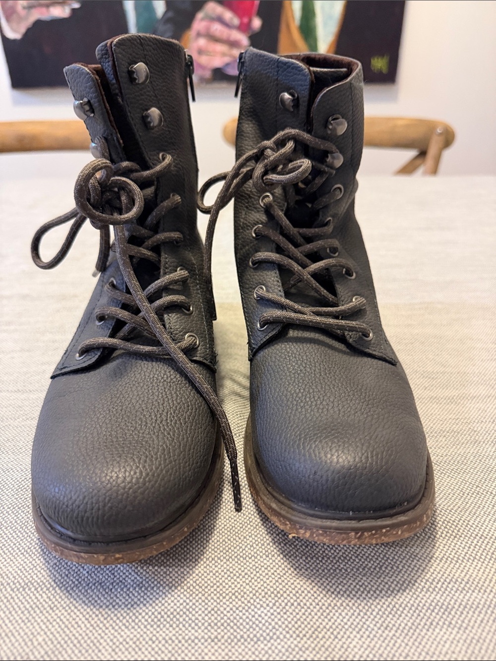 boc Women's Grey Lace-Up Combat Boots
